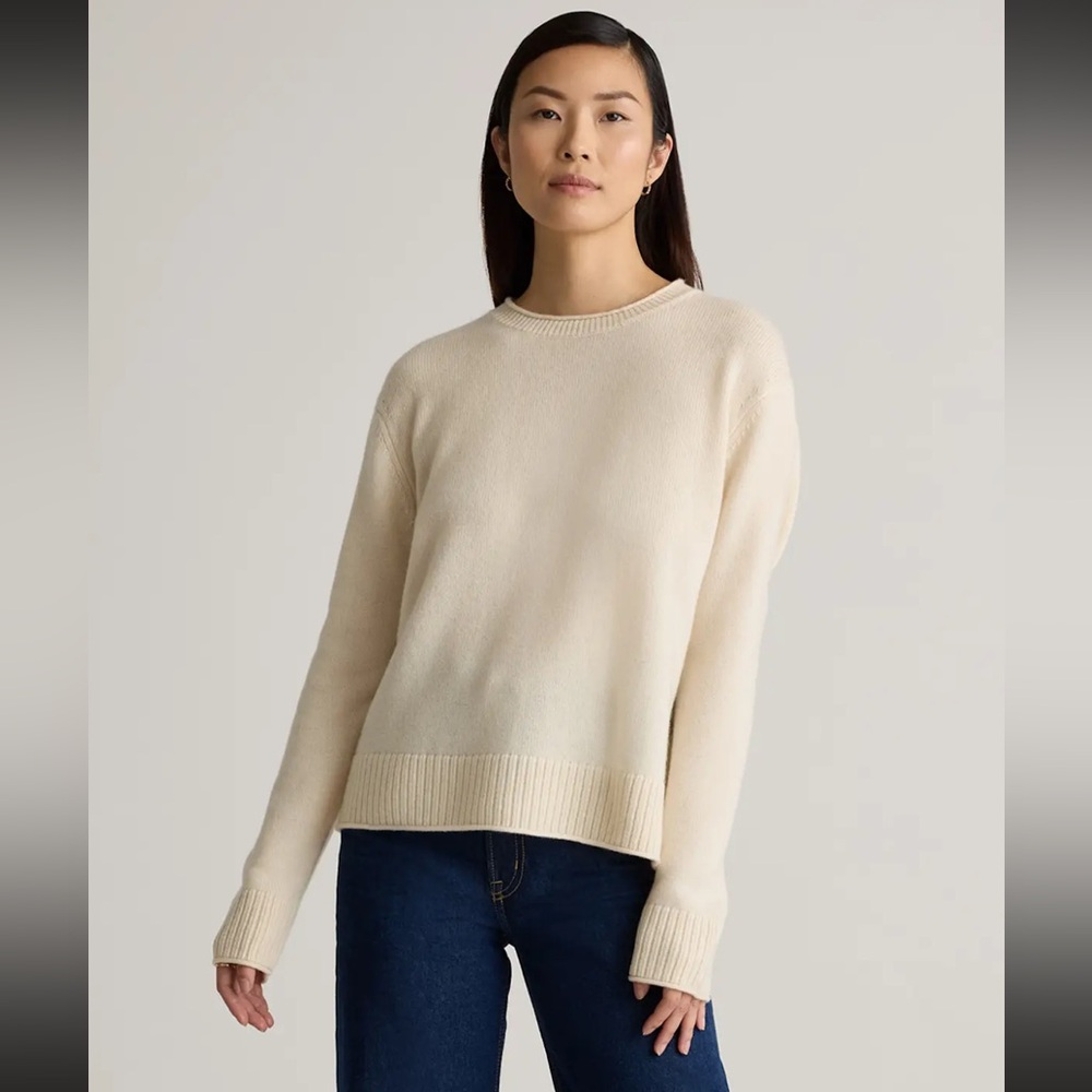 Quince Mongolian Cashmere Boxy Crewneck Sweater in Ivory Size Small